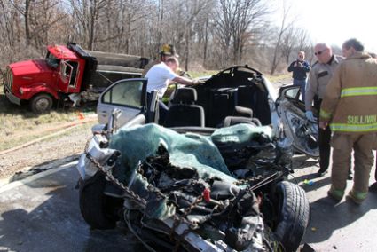 One dead after head on collision - Wandtv.com, NewsCenter17 ...